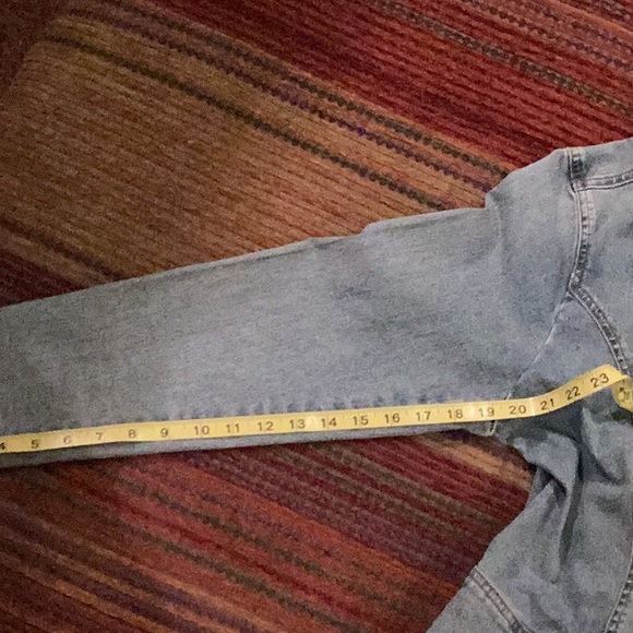 Fun jean jacket! - Picture 5 of 6